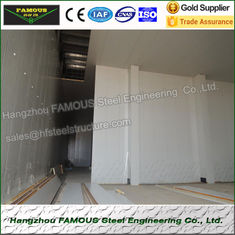 China Cámara fría de aluminio grabada en relieve aislada del panel de bocadillo del poliuretano 200m m proveedor