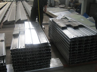China Correas de acero galvanizadas del edificio de marco de acero para la hoja del tejado de la ayuda proveedor
