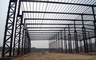 China Edificios de acero industriales modificados para requisitos particulares de la Pre-ingeniería adaptantes al diverso estándar de diseño proveedor