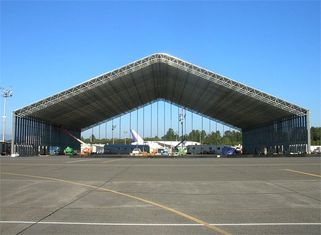 China Artículo de acero galvanizado inmersión de los edificios del hangar de los aviones, diseño anunciado proveedor
