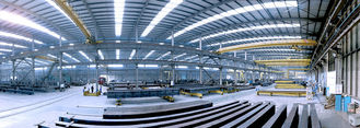 China El taller industrial galvanizado pesado de las fabricaciones del acero estructural de la inmersión caliente adopta el metal ligero proveedor