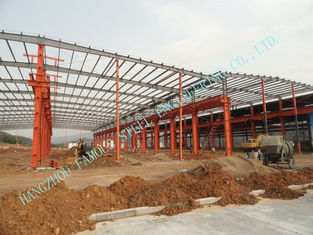 China Los edificios de acero prefabricados mineros de Warehouse pre dirigieron los estándares de Multispan ASTM proveedor
