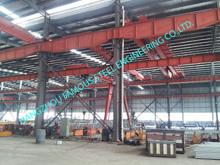 China Erección fácil modificada para requisitos particulares metal de los edificios de acero industriales prefabricados con las correas de C proveedor