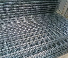 China Los equipos de edificio prefabricados de marco de acero proveyeron de costillas el tamaño de malla cuadrado de las partes posteriores sísmicas 500E los 6m los x 2.4m proveedor