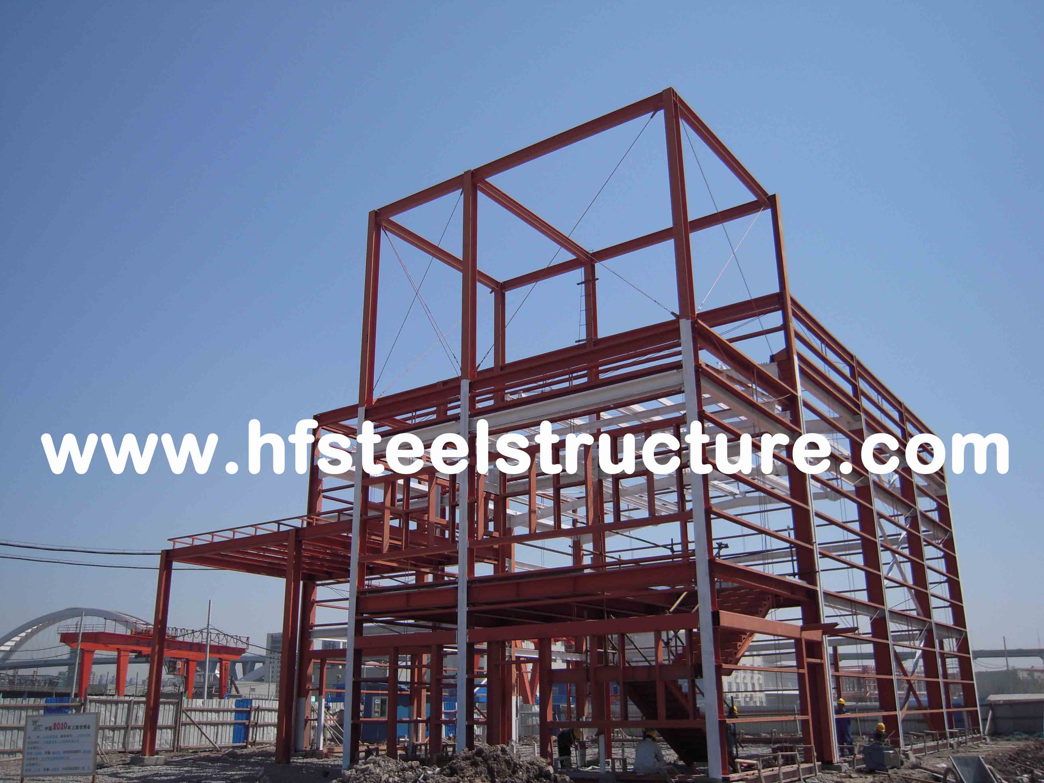 Edificios de acero comerciales galvanizados prefabricados de la inmersión caliente con acero en frío