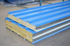 Estándares prefabricados del aguilón de los edificios con marco de acero multi ASTM del palmo 82' X 96' sección de H